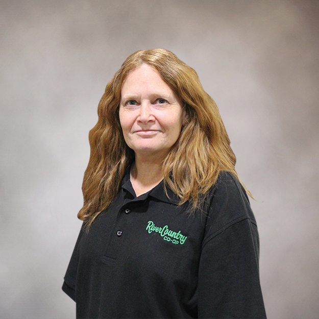 Custom Feeds and Delivery – River Country CO-OP